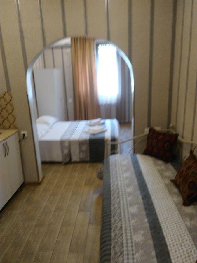 Old Tbilisi Tsiskari Apt Exterior photo